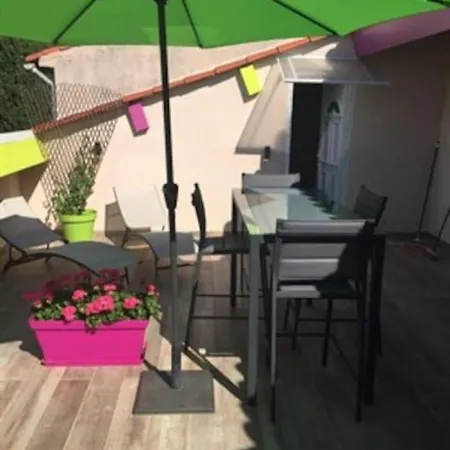 Grand Duplex De Charme En Pleine Campagne Апартаменты *